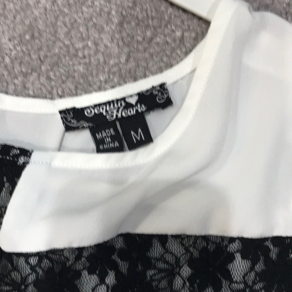 White and Black Tank - Picture 3 of 4
